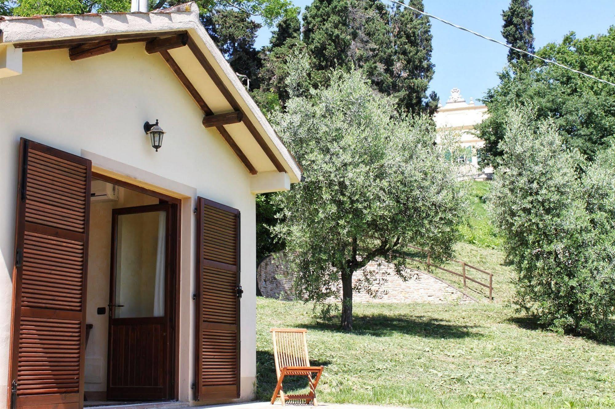 Villa Rinalducci Fano Eksteriør billede